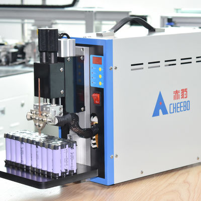 comprare Tipo di macchina di alta precisione del litio dell'attrezzatura pneumatica della saldatura della batteria online manufacture